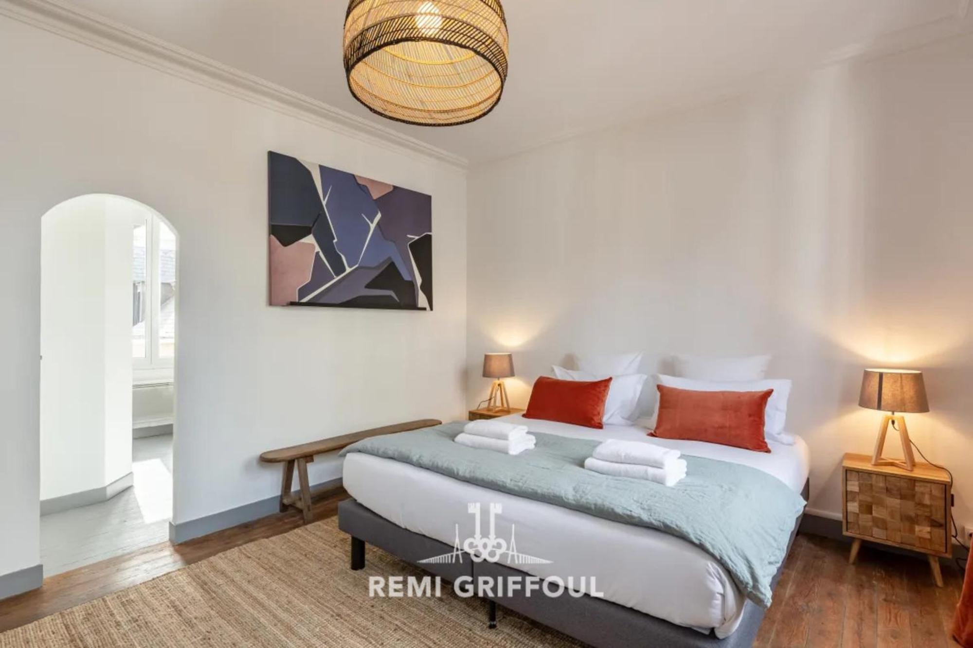 La Maison D'Etienne Renovated In 2025! City Center 4 Guests オンフルール エクステリア 写真