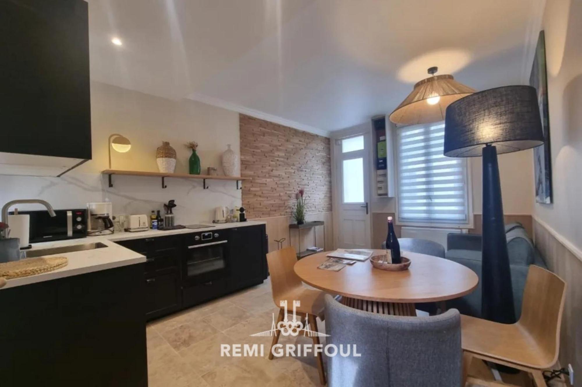 La Maison D'Etienne Renovated In 2025! City Center 4 Guests オンフルール エクステリア 写真